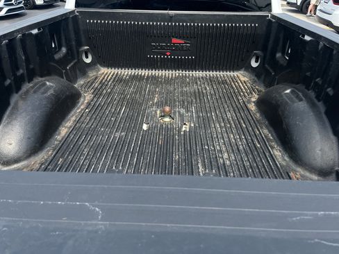 Used 2019 Ford F250 XLT AWD/4WD image 9