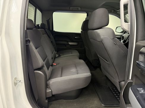 Used 2018 Chevrolet Silverado 1500 LT w/ All Star Edition image 18