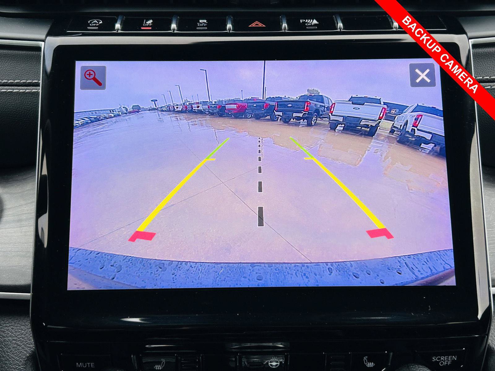 Used 2023 Jeep Grand Cherokee L Limited w/ Trailer Tow Group (B) AWD/4WD image 12