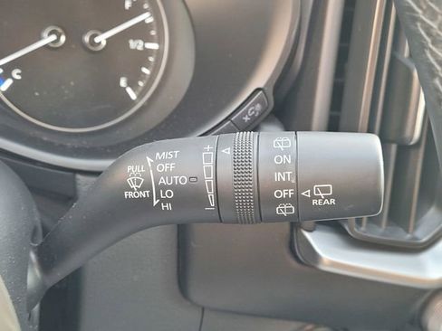 Used 2025 MAZDA CX-50 AWD 2.5 Hybrid w/ Premium Pkg image 18