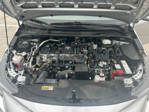 Used 2025 Toyota Corolla LE FWD image 7