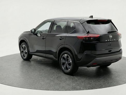 Used 2025 Nissan Rogue SV FWD image 6