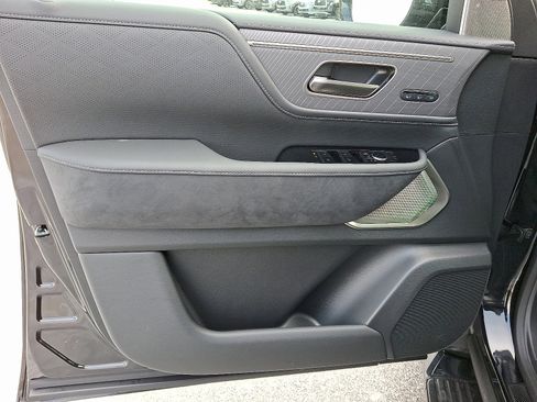 New 2026 INFINITI QX80 Autograph image 9