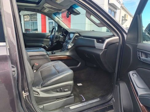 Used 2017 GMC Yukon XL SLT w/ Open Road Package image 17