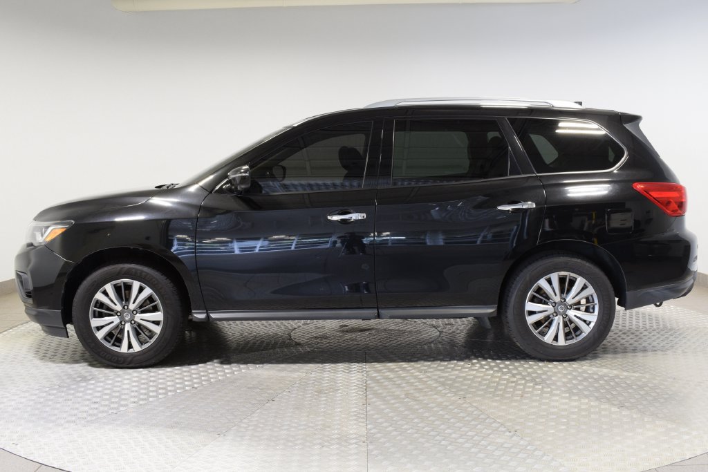 Used 2019 Nissan Pathfinder SL AWD/4WD image 9