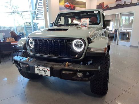 Used 2024 Jeep Wrangler Unlimited Rubicon 392 AWD/4WD image 3