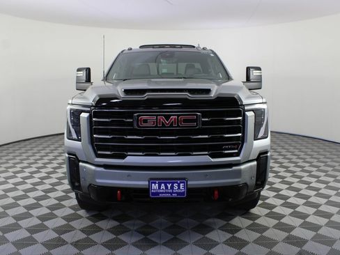 Used 2025 GMC Sierra 2500 AT4 w/ AT4 Premium Plus Package AWD/4WD image 32