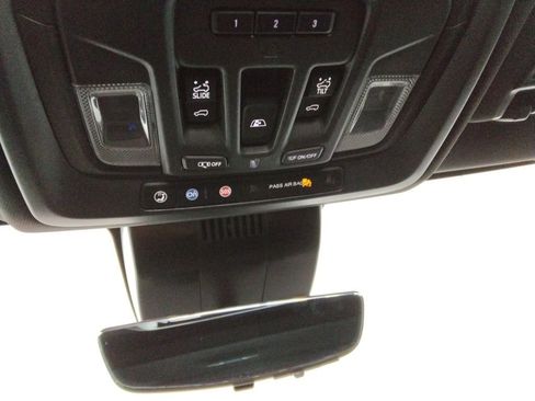 Used 2024 GMC Sierra 1500 AT4 w/ Technology Package image 23