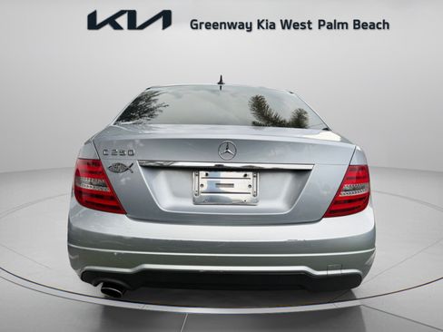 Used 2014 Mercedes-Benz C 250 Sedan image 5