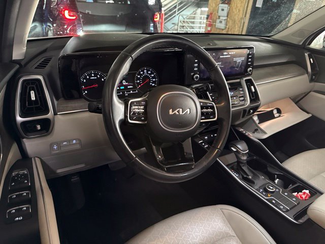 Certified 2023 Kia Sorento S w/ Panoramic Sunroof Package AWD/4WD image 7
