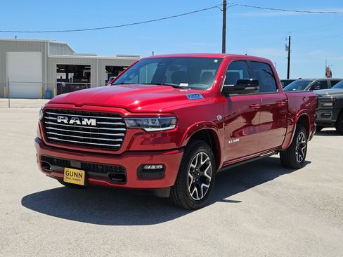 New 2026 RAM 1500 Laramie w/ Laramie Southwest Edition AWD/4WD image 7