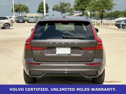 Certified 2025 Volvo XC60 B5 Plus AWD/4WD image 7