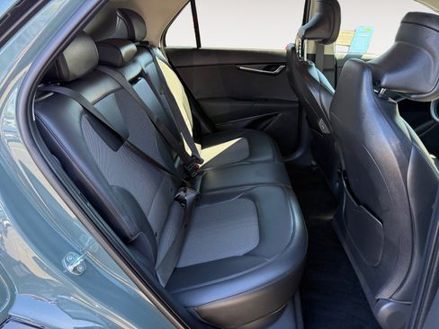 Used 2024 Kia Niro Wind FWD image 18