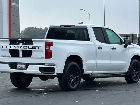 Used 2025 Chevrolet Silverado 1500 Custom w/ Rally Edition image 4