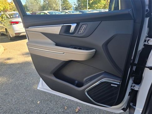 New 2026 Buick Enclave Preferred image 19