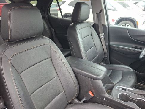 Used 2018 Chevrolet Equinox Premier image 12