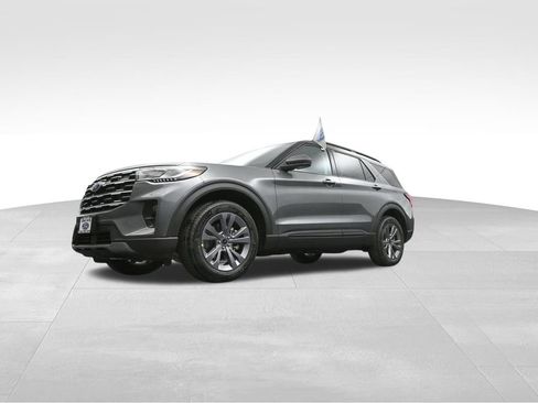 New 2026 Ford Explorer Active image 50