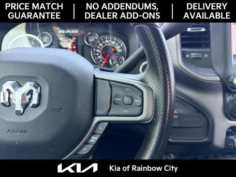 Used 2024 RAM 2500 Tradesman w/ Chrome Appearance Group image 18