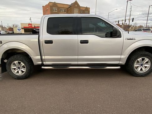 Used 2018 Ford F150 XLT image 4
