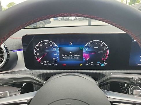 New 2025 Mercedes-Benz CLA 250 4MATIC image 36