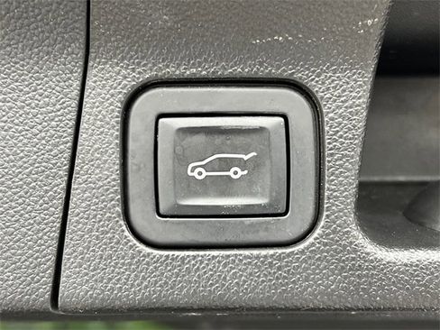 Used 2018 GMC Acadia SLE w/ Driver Alert Package I image 19