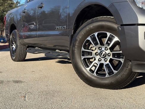 Certified 2024 Nissan Titan SV w/ SV Convenience Package image 2