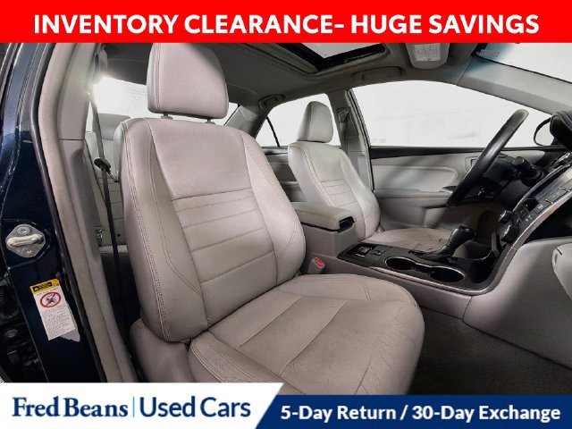 Used 2016 Toyota Camry XLE w/ Moonroof Package FWD image 34
