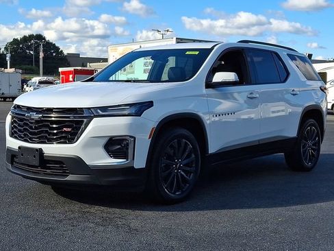 Used 2023 Chevrolet Traverse RS AWD/4WD image 6
