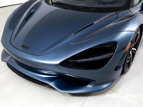 Used 2025 McLaren 750S image 27