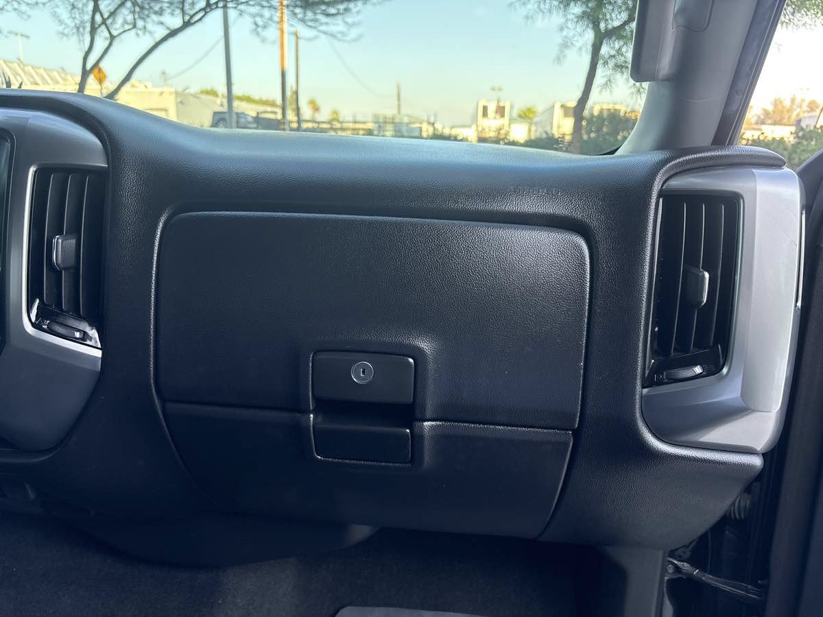 Used 2017 Chevrolet Silverado 1500 LT w/ All Star Edition RWD image 16