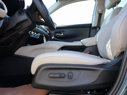 New 2026 Honda HR-V EX-L image 30