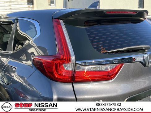 Used 2017 Honda CR-V LX image 10