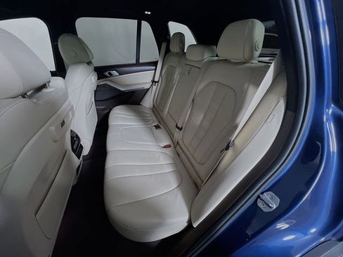 Used 2019 BMW X5 xDrive40i w/ Premium Package 2 image 27