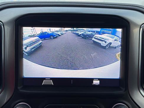 Used 2022 Chevrolet Silverado 1500 LT image 21