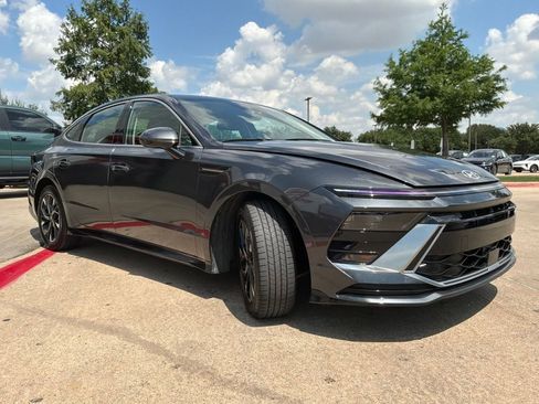 Used 2025 Hyundai Sonata SEL FWD image 4