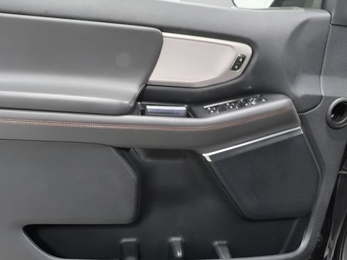 Used 2025 Ford Expedition Active image 23