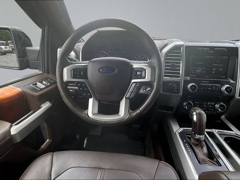 Used 2015 Ford F150 King Ranch w/ Equipment Group 601A Luxury AWD/4WD image 8