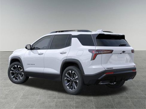New 2026 Chevrolet Equinox RS FWD image 3