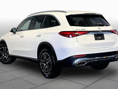 New 2026 Mercedes-Benz GLC 300 4MATIC image 3