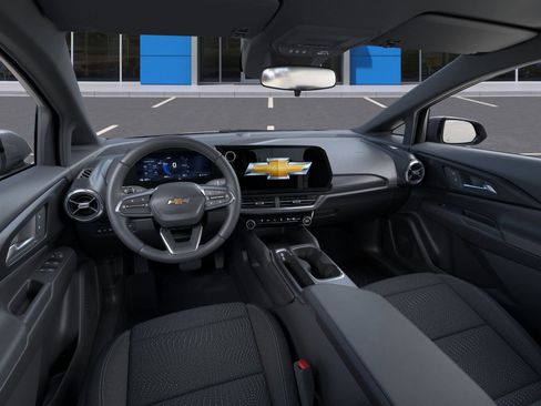 New 2026 Chevrolet Equinox EV LT image 15