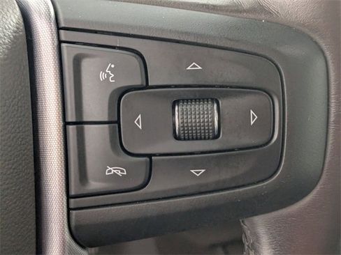 Certified 2023 GMC Yukon XL SLT image 16