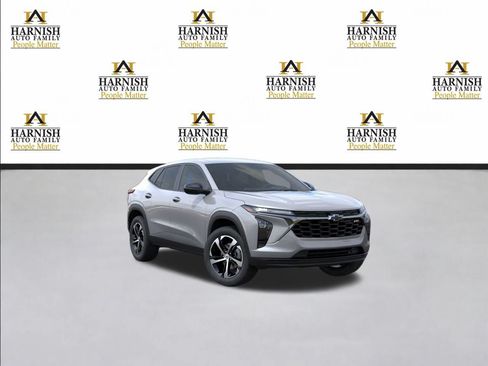New 2026 Chevrolet Trax RS w/ Driver Confidence Package FWD image 1
