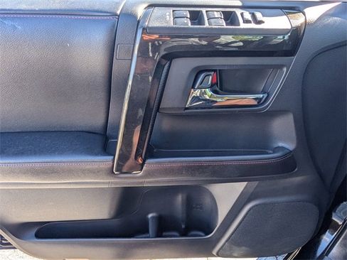 Used 2015 Toyota 4Runner Trail image 32