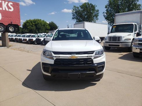 Used 2022 Chevrolet Colorado LT w/ Fleet Safety Package RWD image 4