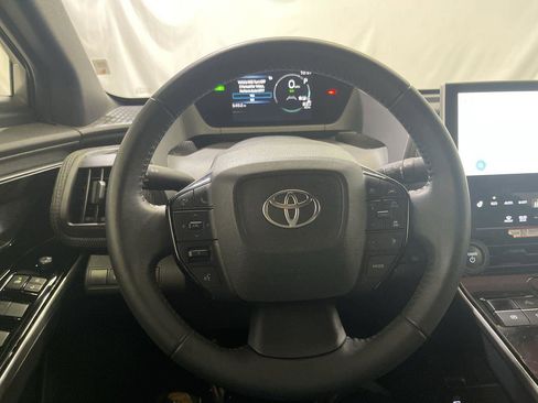 Used 2024 Toyota bZ4X XLE image 14