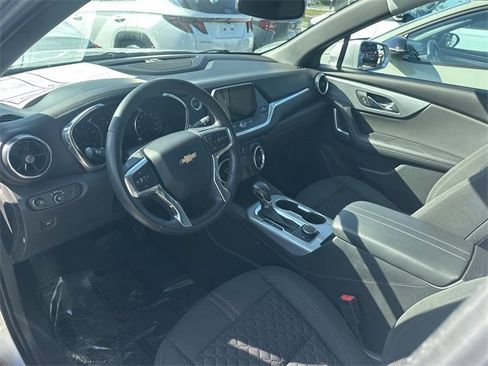 Used 2020 Chevrolet Blazer LT image 6