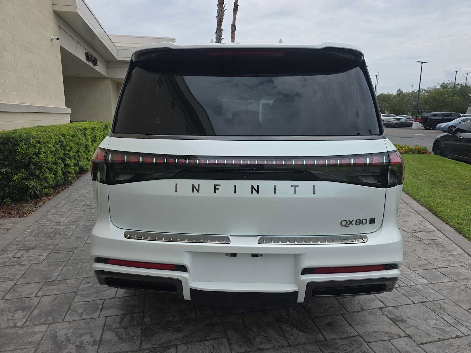 New 2027 INFINITI QX80 Autograph w/ Autograph Exterior Package AWD/4WD image 5