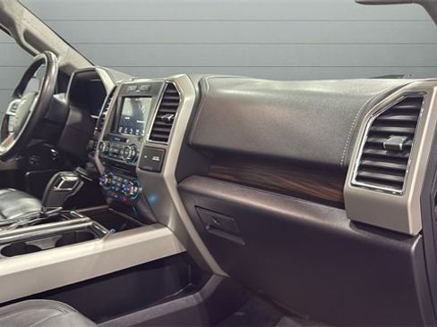 Used 2017 Ford F150 Lariat w/ Equipment Group 501A Mid image 34