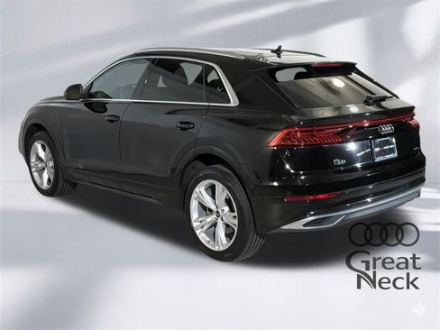 Used 2023 Audi Q8 Premium w/ Convenience Package image 7