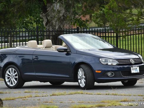 Used 2012 Volkswagen Eos Komfort FWD image 4